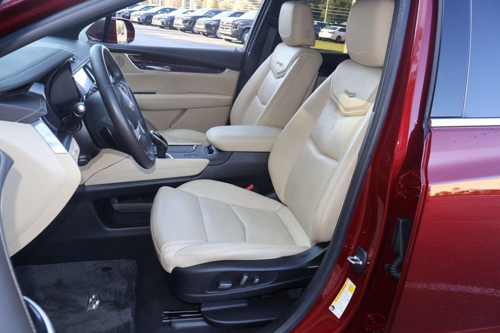 used 2018 Cadillac XT5 car, priced at $20,591