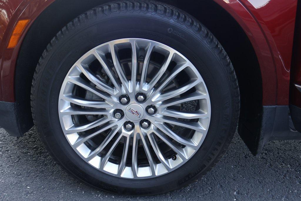 used 2018 Cadillac XT5 car, priced at $20,591