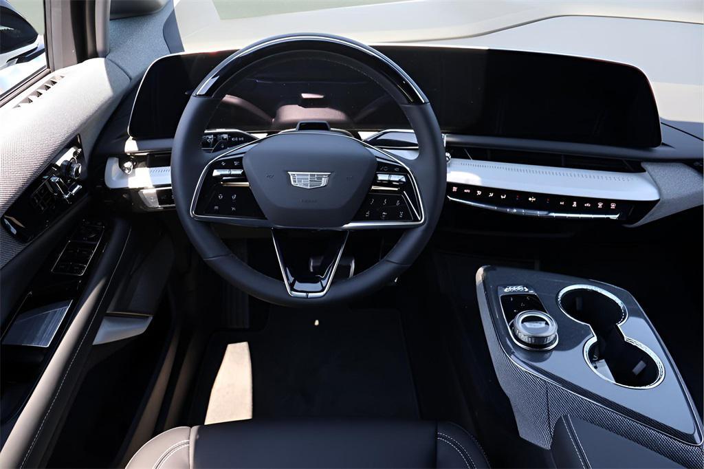 new 2025 Cadillac OPTIQ car, priced at $56,514