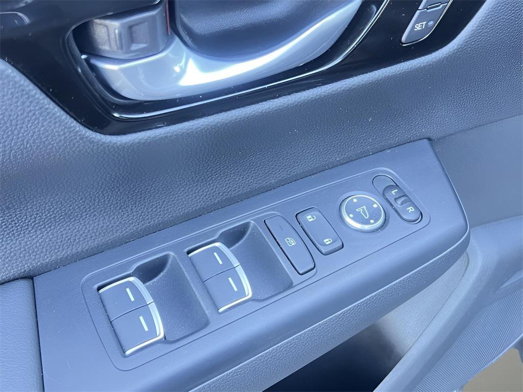 used 2024 Honda CR-V car, priced at $27,693