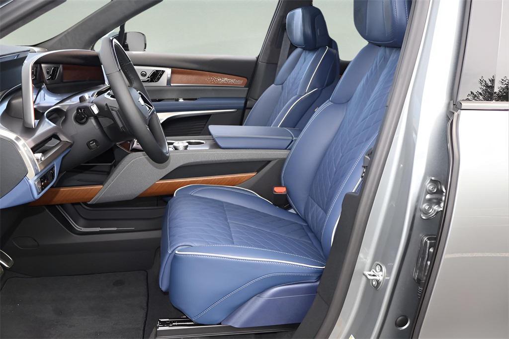 new 2026 Cadillac VISTIQ car, priced at $93,590