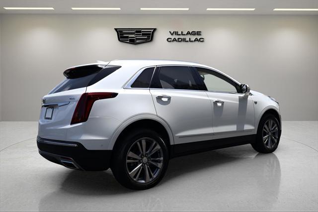 used 2025 Cadillac XT5 car, priced at $51,994