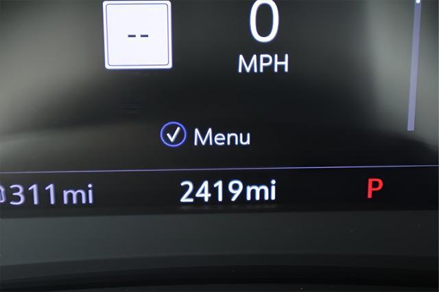 used 2025 Cadillac XT5 car, priced at $51,994