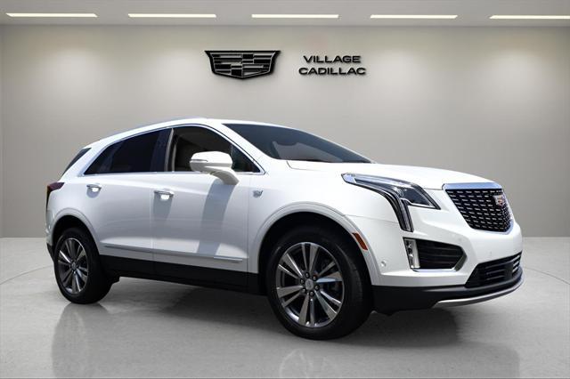 used 2025 Cadillac XT5 car, priced at $51,994