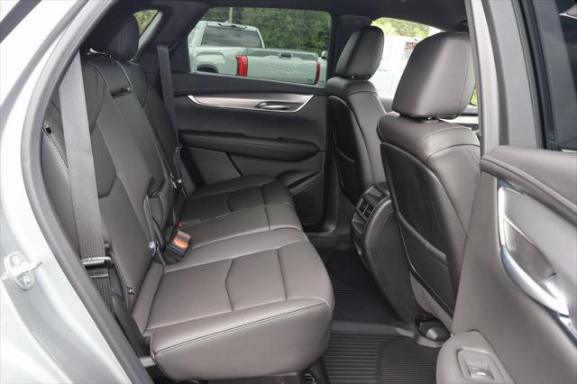 new 2025 Cadillac XT5 car, priced at $44,810