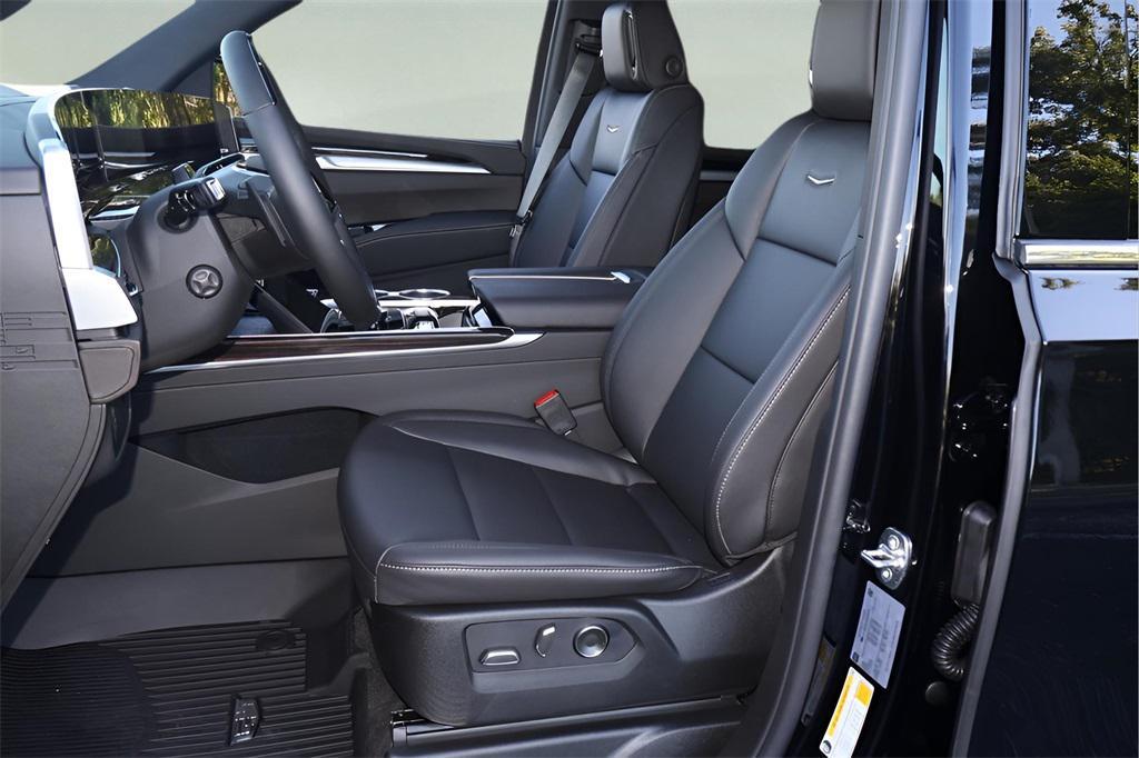 new 2025 Cadillac Escalade car, priced at $97,239