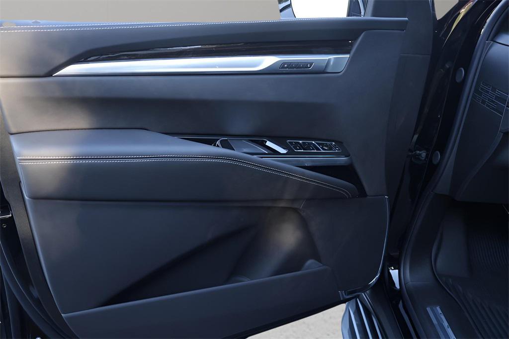 new 2025 Cadillac Escalade car, priced at $97,239