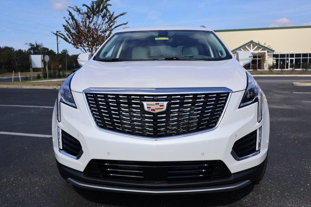 new 2026 Cadillac XT5 car, priced at $58,195