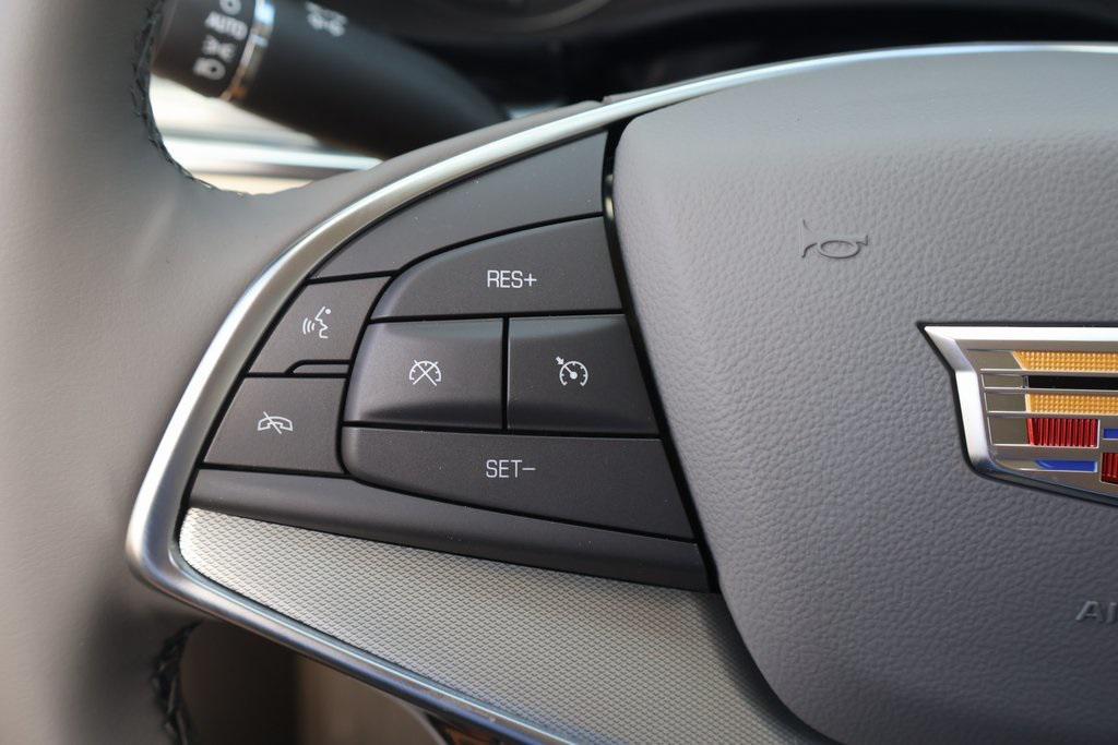 new 2026 Cadillac XT5 car, priced at $58,195