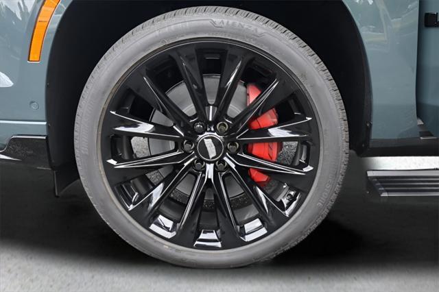 new 2025 Cadillac Escalade car, priced at $171,565