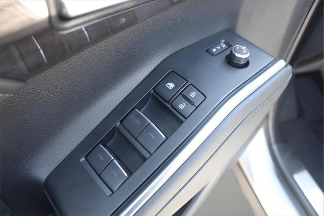 new 2025 Toyota Highlander car, priced at $53,804