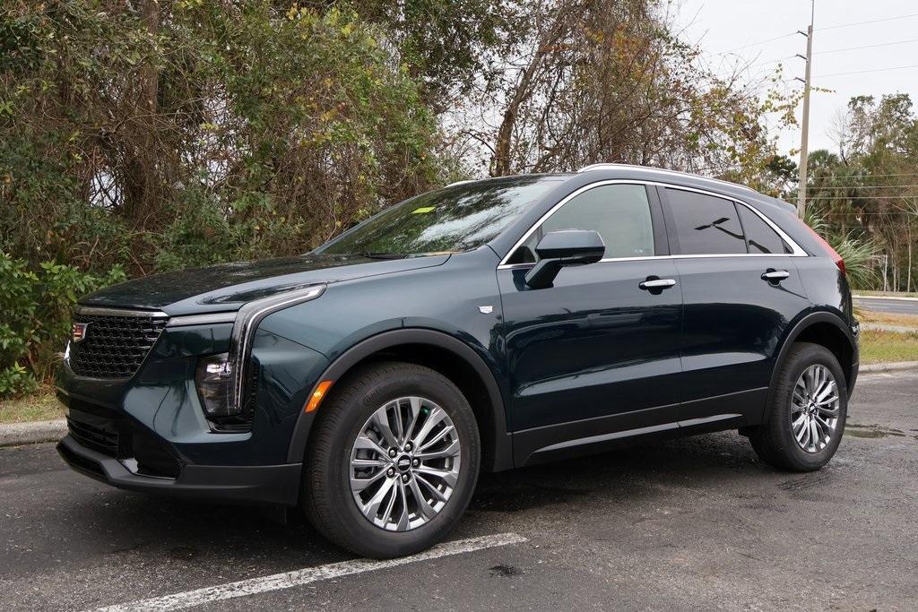 new 2025 Cadillac XT4 car, priced at $47,925