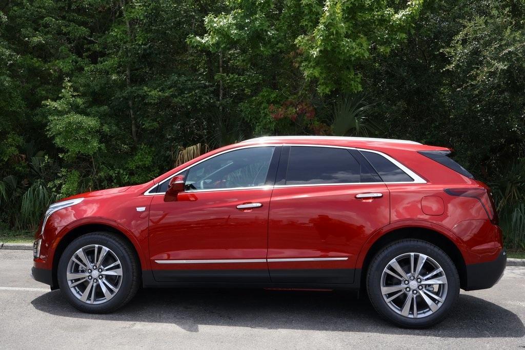 new 2024 Cadillac XT5 car, priced at $55,090