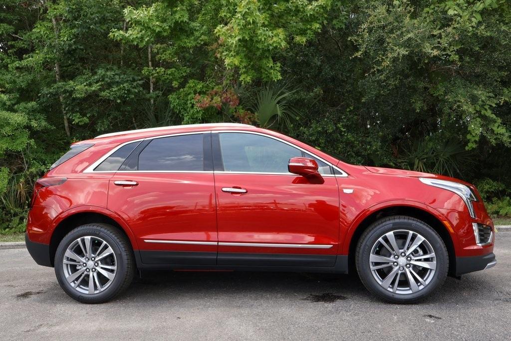 new 2024 Cadillac XT5 car, priced at $55,090