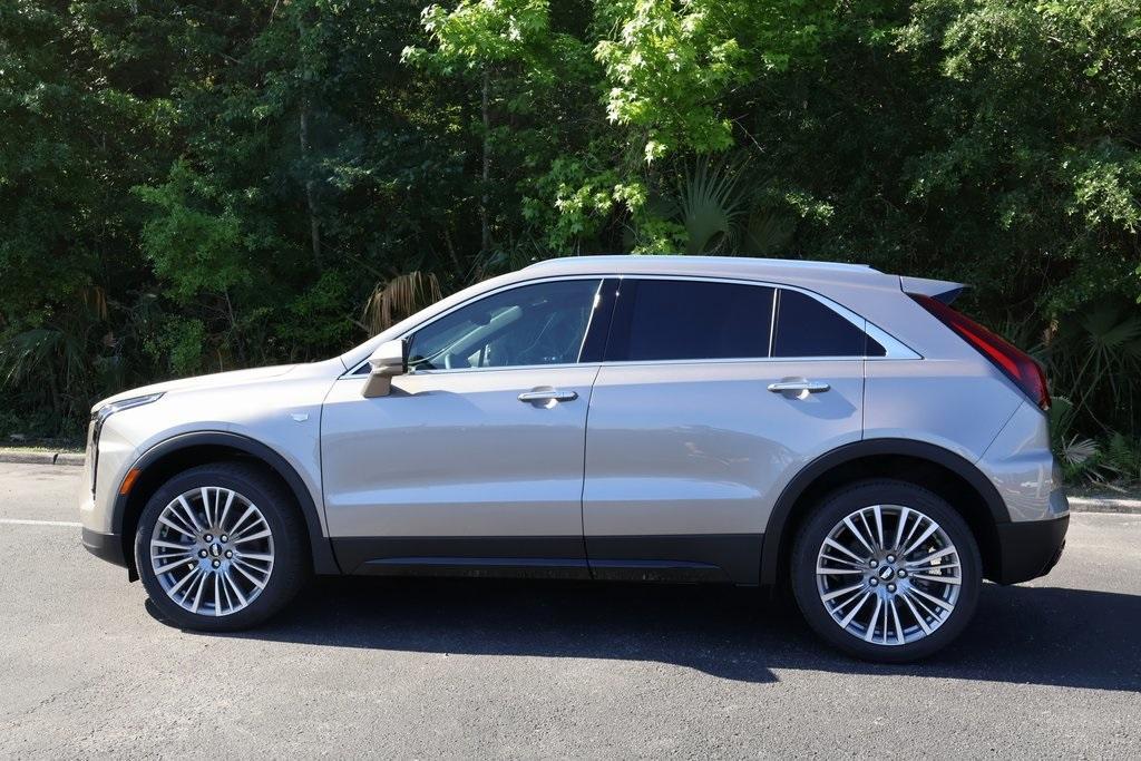 new 2024 Cadillac XT4 car, priced at $48,160