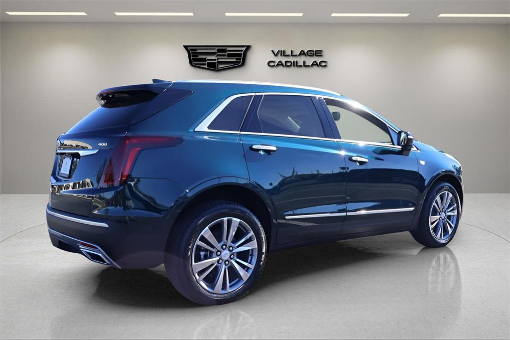 new 2026 Cadillac XT5 car, priced at $59,520