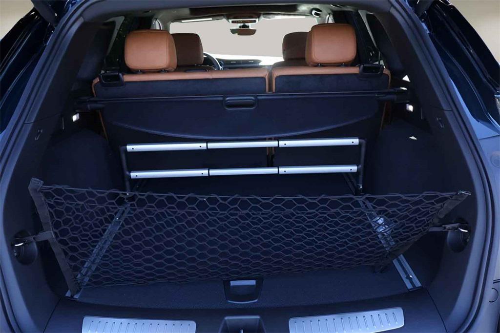 new 2026 Cadillac XT5 car, priced at $59,520