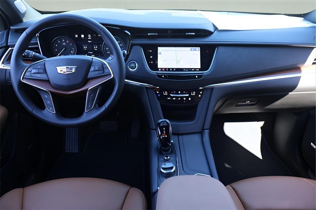 new 2026 Cadillac XT5 car, priced at $59,520