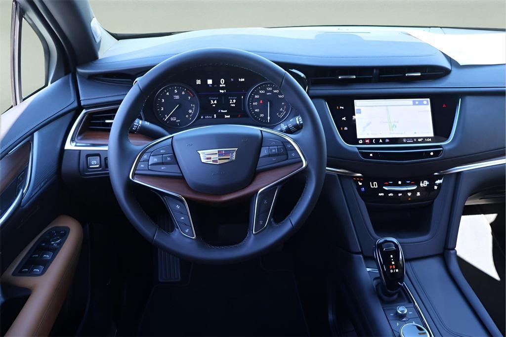new 2026 Cadillac XT5 car, priced at $59,520