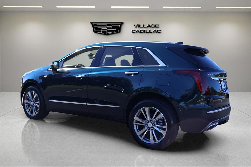 new 2026 Cadillac XT5 car, priced at $59,520