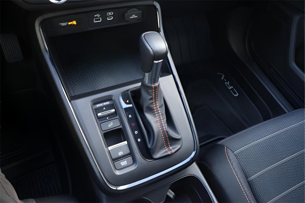 used 2024 Honda CR-V Hybrid car, priced at $30,792