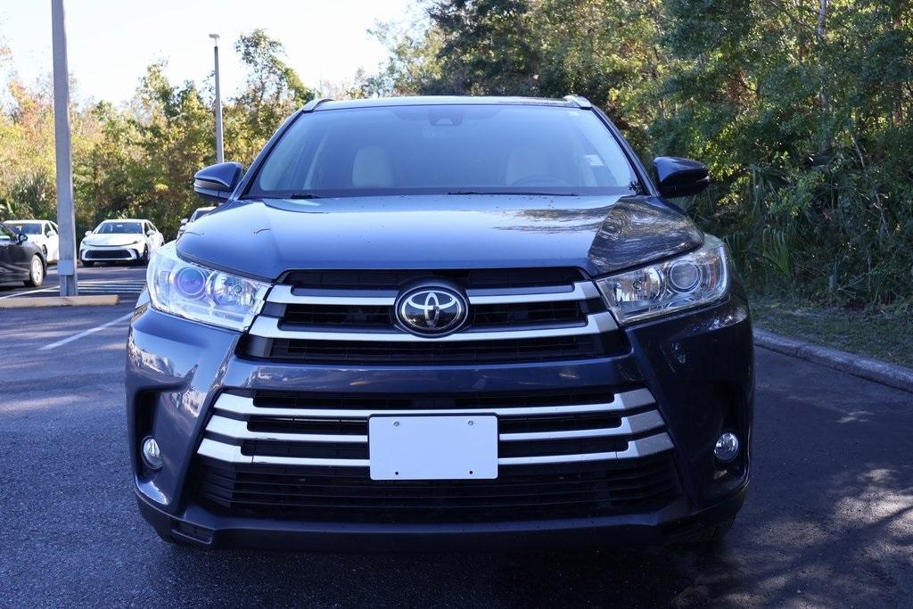 used 2017 Toyota Highlander car, priced at $24,953