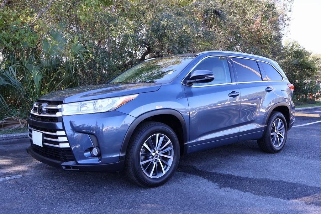 used 2017 Toyota Highlander car, priced at $24,953