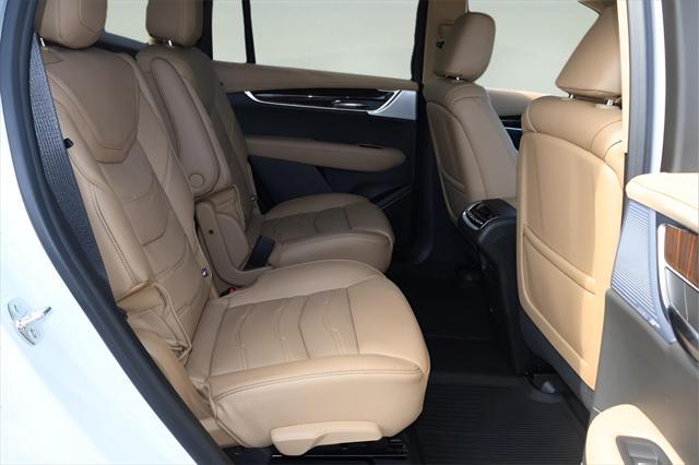 new 2025 Cadillac XT6 car, priced at $73,084