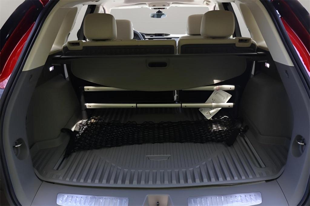 new 2025 Cadillac XT5 car, priced at $57,885