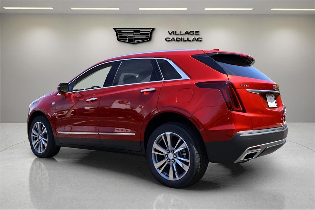 new 2025 Cadillac XT5 car, priced at $57,885