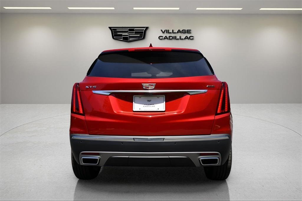 new 2025 Cadillac XT5 car, priced at $57,885