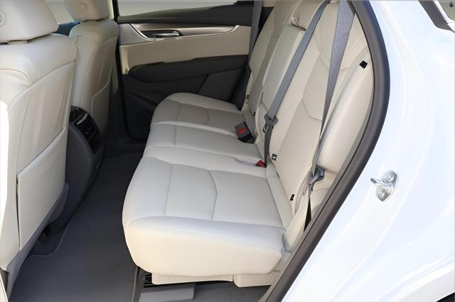 new 2025 Cadillac XT5 car, priced at $53,915