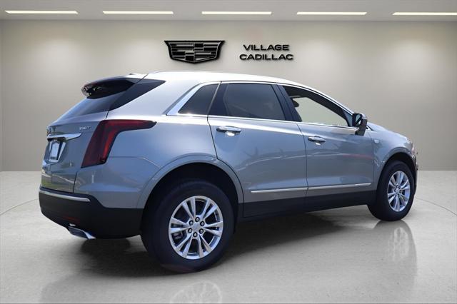 new 2025 Cadillac XT5 car, priced at $44,290