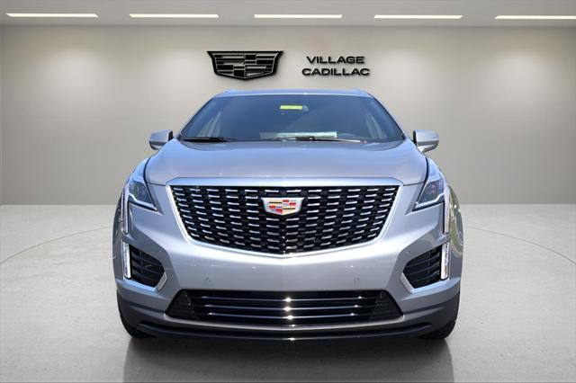 new 2025 Cadillac XT5 car, priced at $44,290