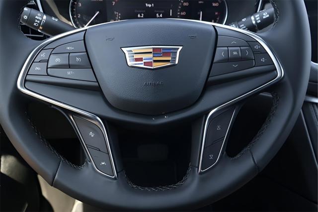 new 2025 Cadillac XT5 car, priced at $44,290
