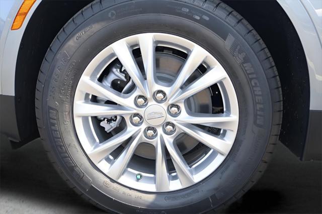 new 2025 Cadillac XT5 car, priced at $44,290