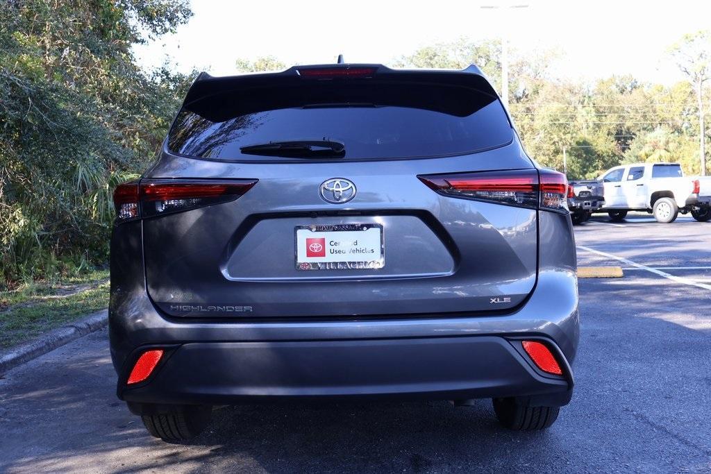 used 2024 Toyota Highlander car, priced at $42,881