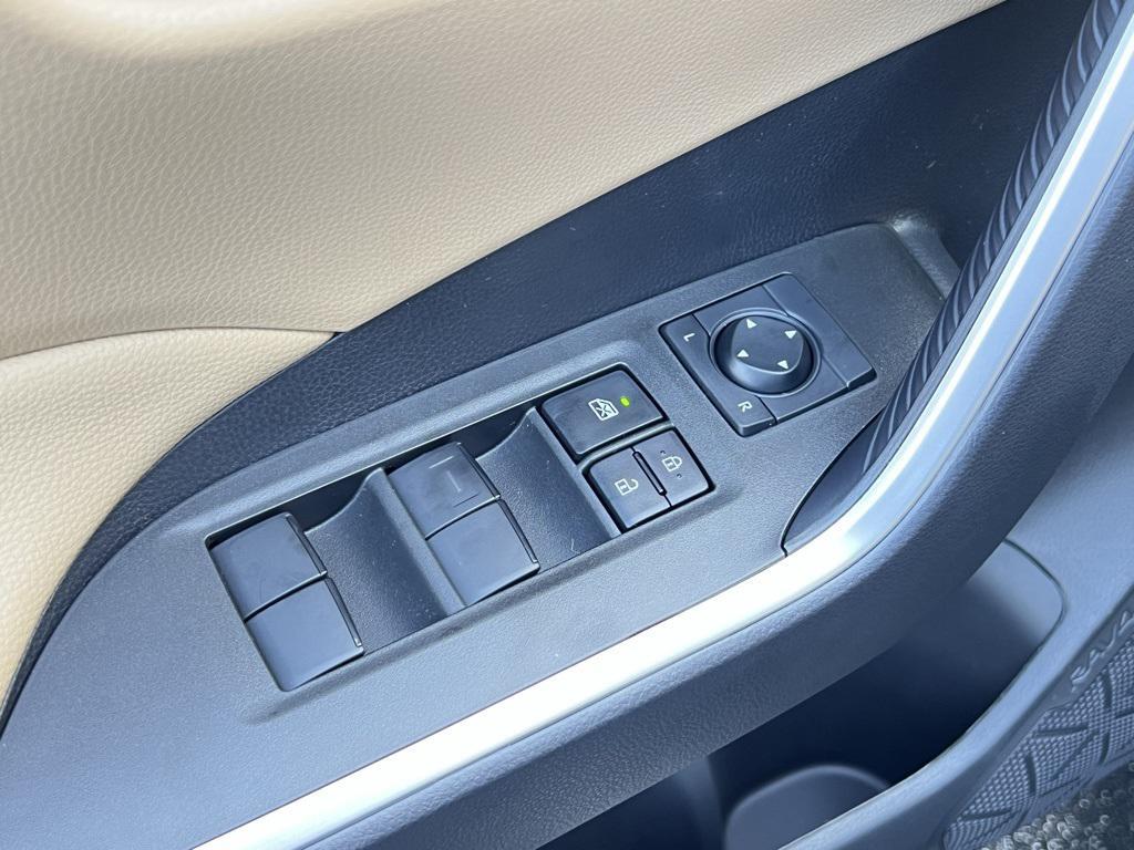 new 2025 Toyota RAV4 car, priced at $31,899
