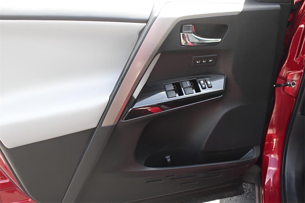 used 2018 Toyota RAV4 Hybrid car, priced at $21,523