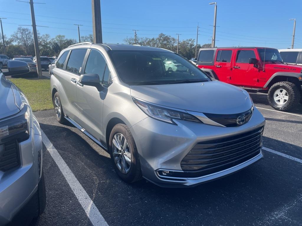 used 2024 Toyota Sienna car, priced at $49,771