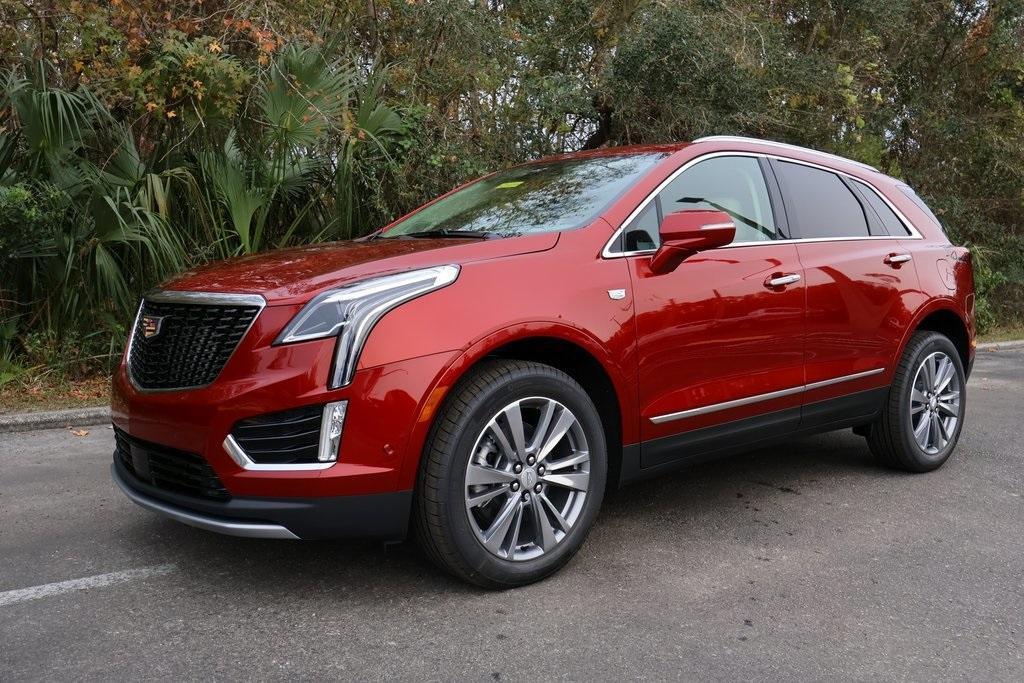 new 2025 Cadillac XT5 car, priced at $59,285