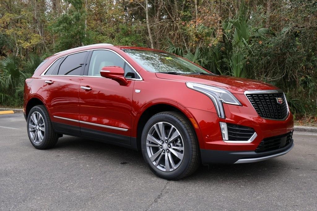 new 2025 Cadillac XT5 car, priced at $59,285