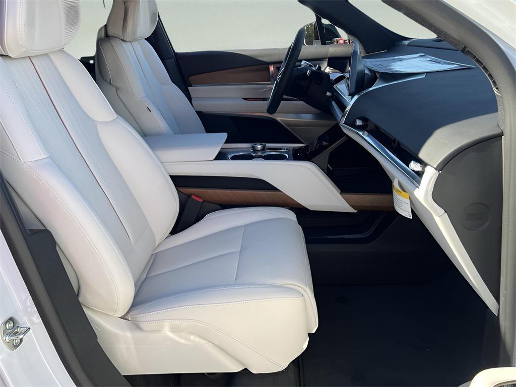 new 2026 Cadillac VISTIQ car, priced at $81,115