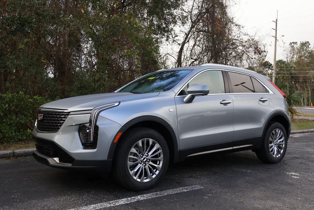 new 2025 Cadillac XT4 car, priced at $41,990