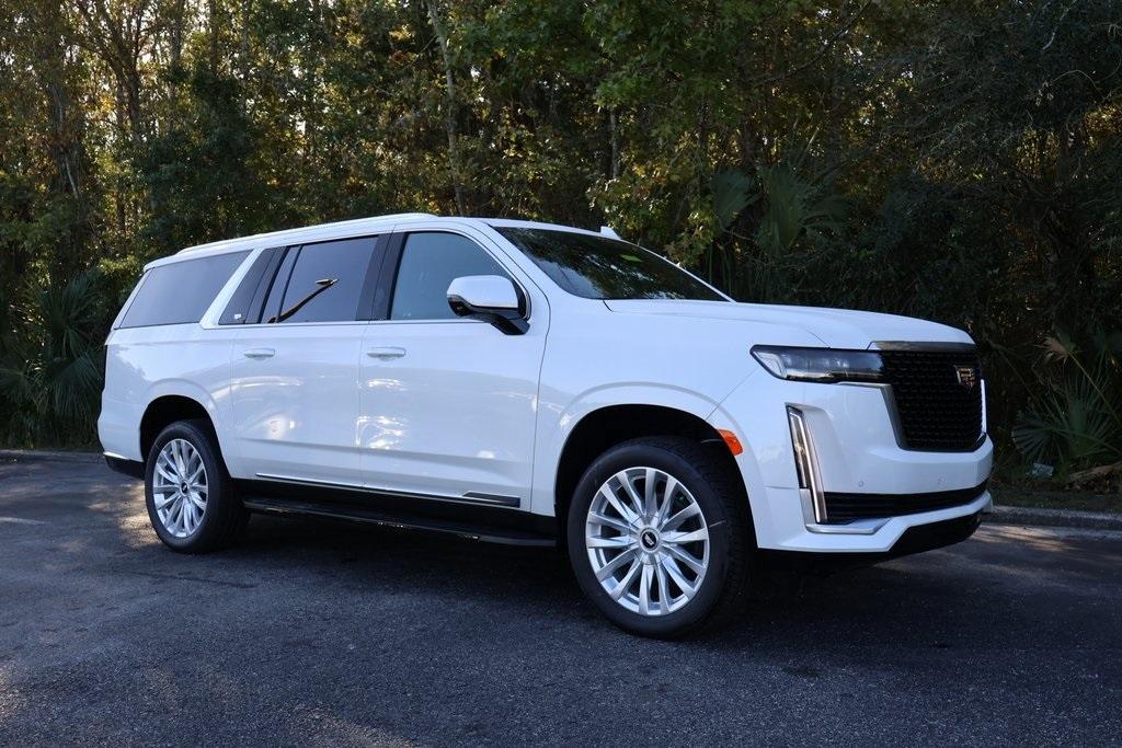 new 2024 Cadillac Escalade ESV car, priced at $88,115