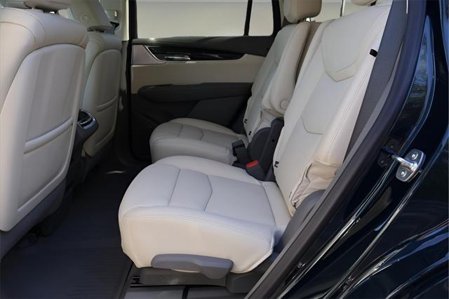 new 2025 Cadillac XT6 car, priced at $57,460
