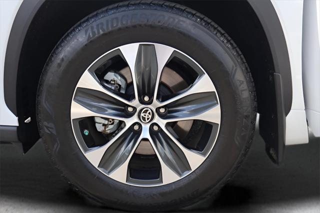 used 2024 Toyota Highlander Hybrid car, priced at $44,882