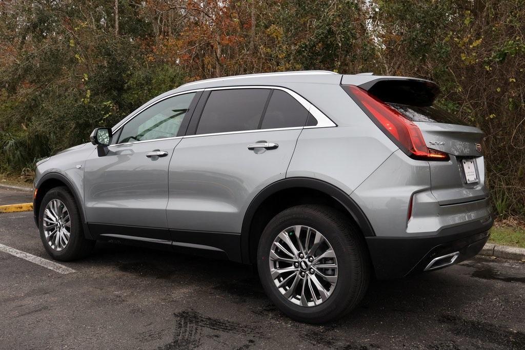 new 2025 Cadillac XT4 car, priced at $47,300