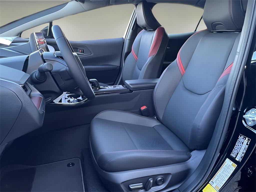 new 2026 Toyota Prius Plug-In Hybrid car, priced at $38,264