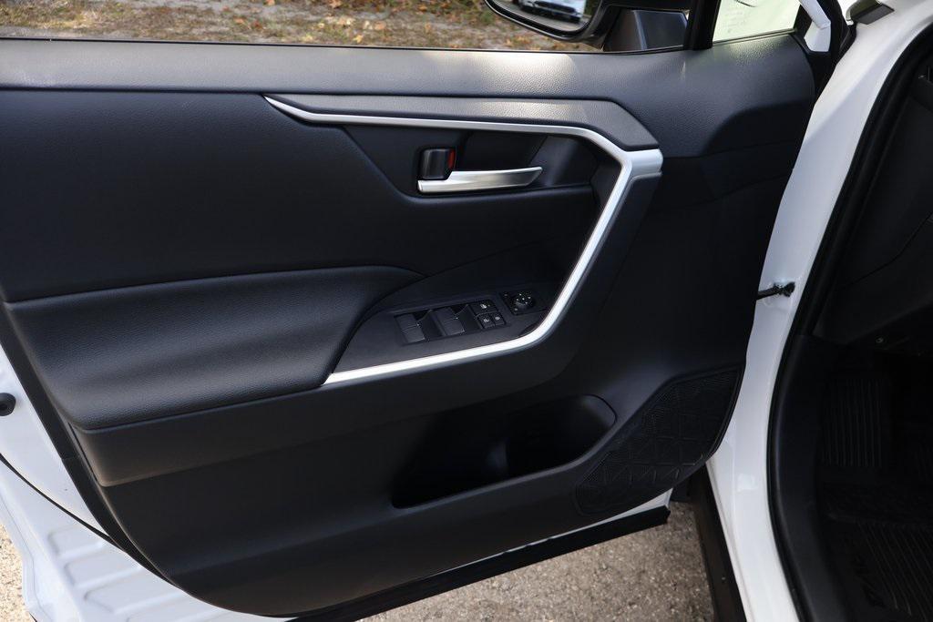 new 2025 Toyota RAV4 Hybrid car, priced at $46,314